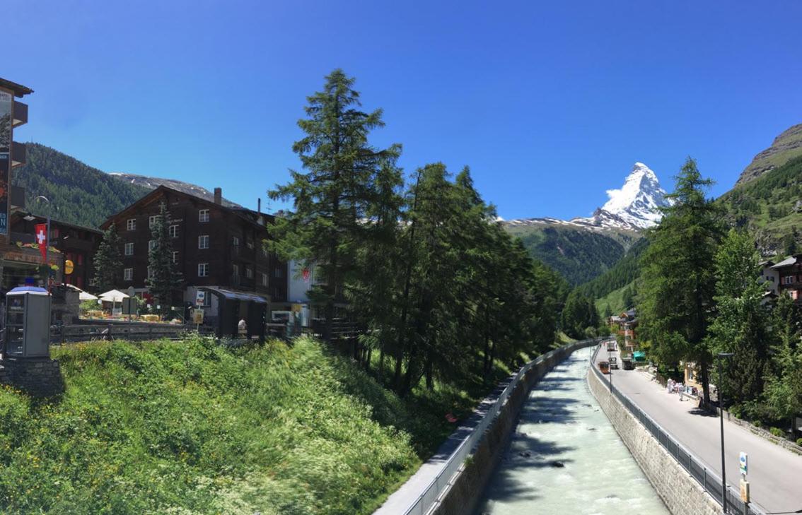 Chalet Arnika 3.og, West Apartment Zermatt